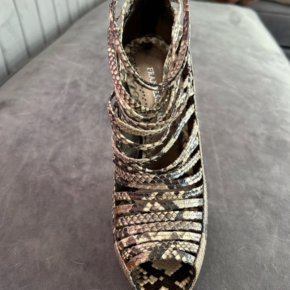Python high heels, size 39, Leather-Italian, Like new - Picture 10 of 15